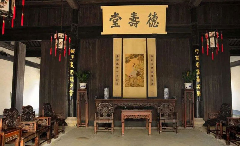 中堂八仙桌摆放的中式文化讲究